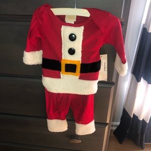 Santa outfit baby 3-6 months. Haute baby brand new